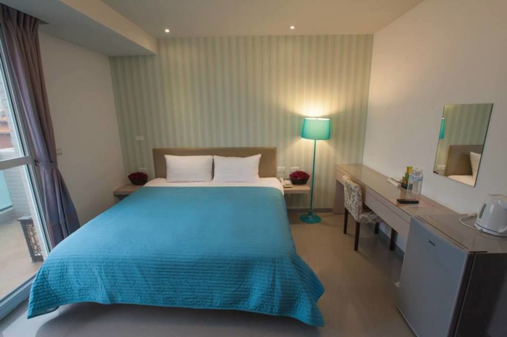 S&E Hotel Тайнан Екстериор снимка